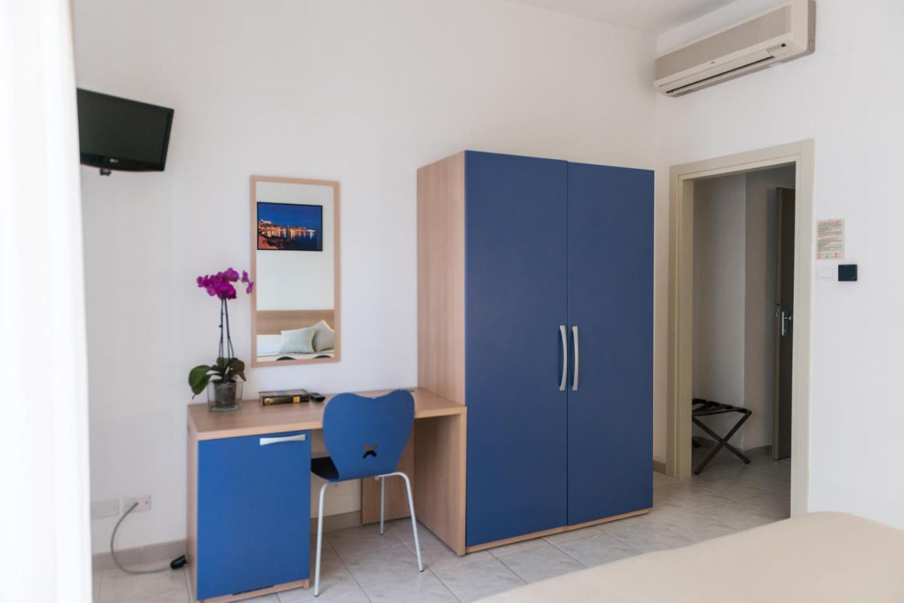 גאטה Hotel Viola מראה חיצוני תמונה