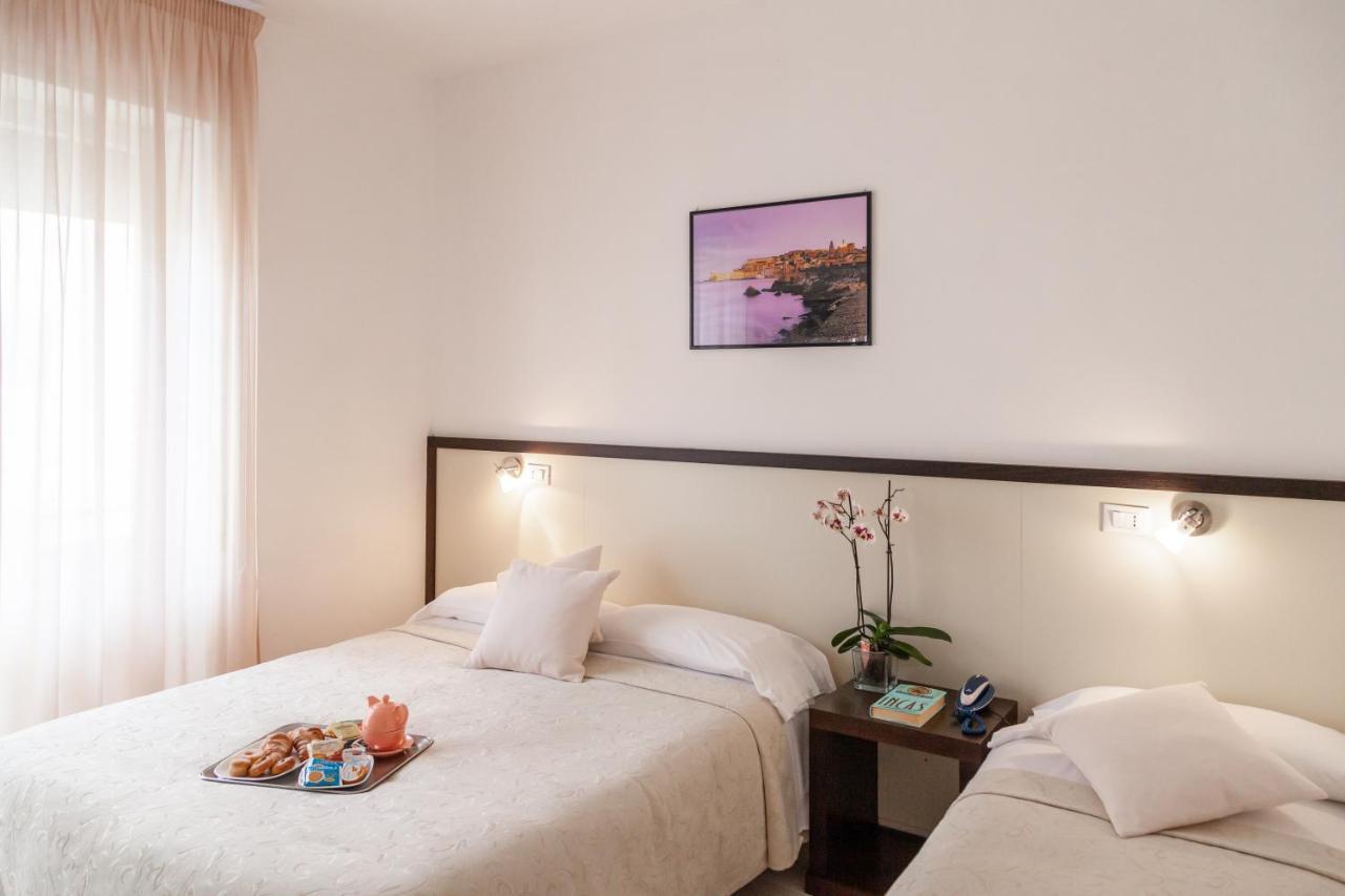 גאטה Hotel Viola מראה חיצוני תמונה