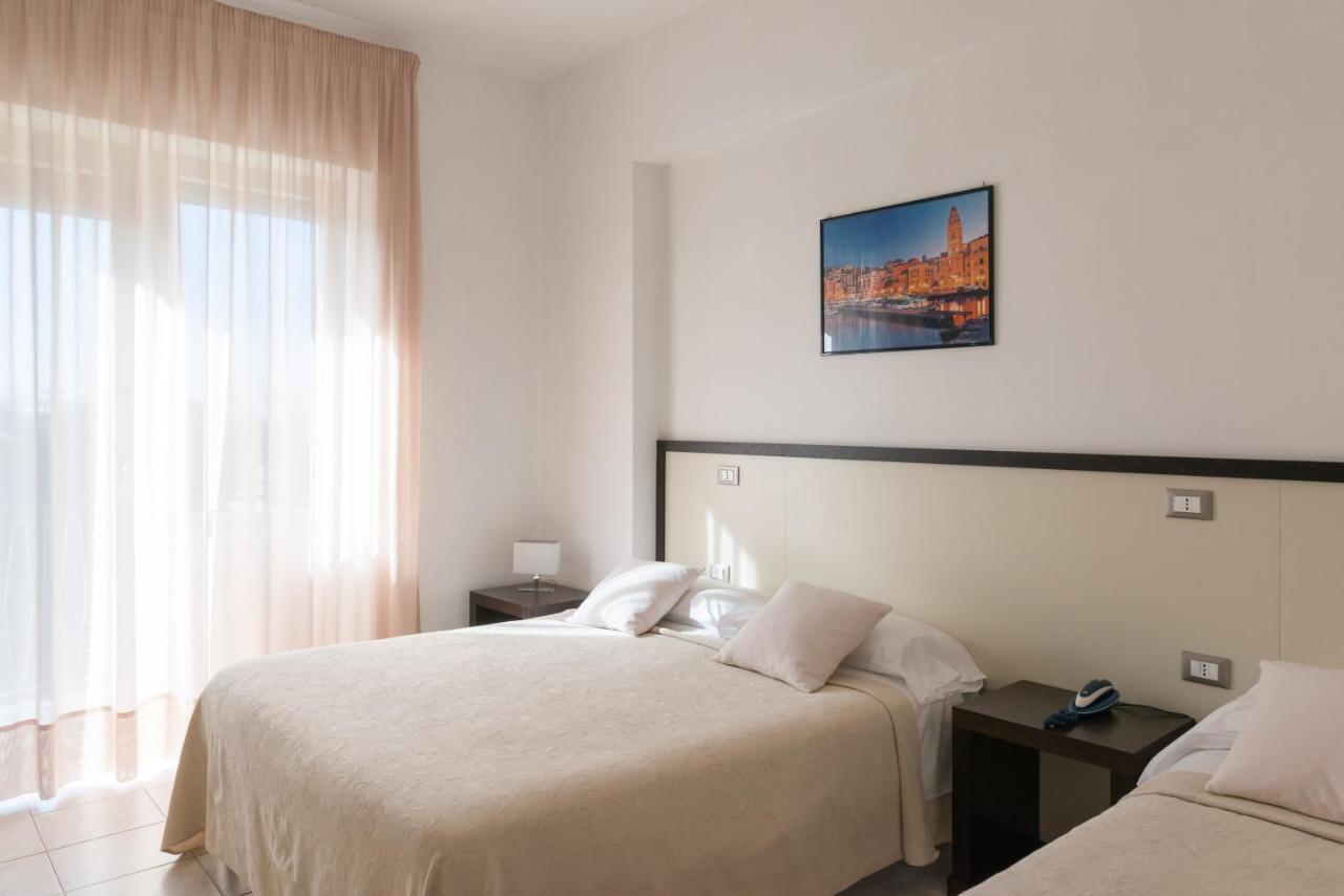 גאטה Hotel Viola מראה חיצוני תמונה