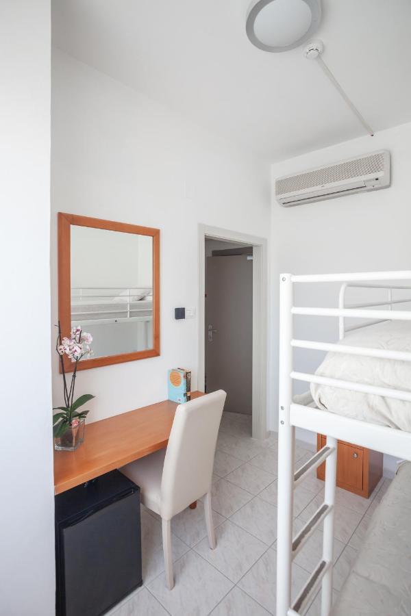 גאטה Hotel Viola מראה חיצוני תמונה