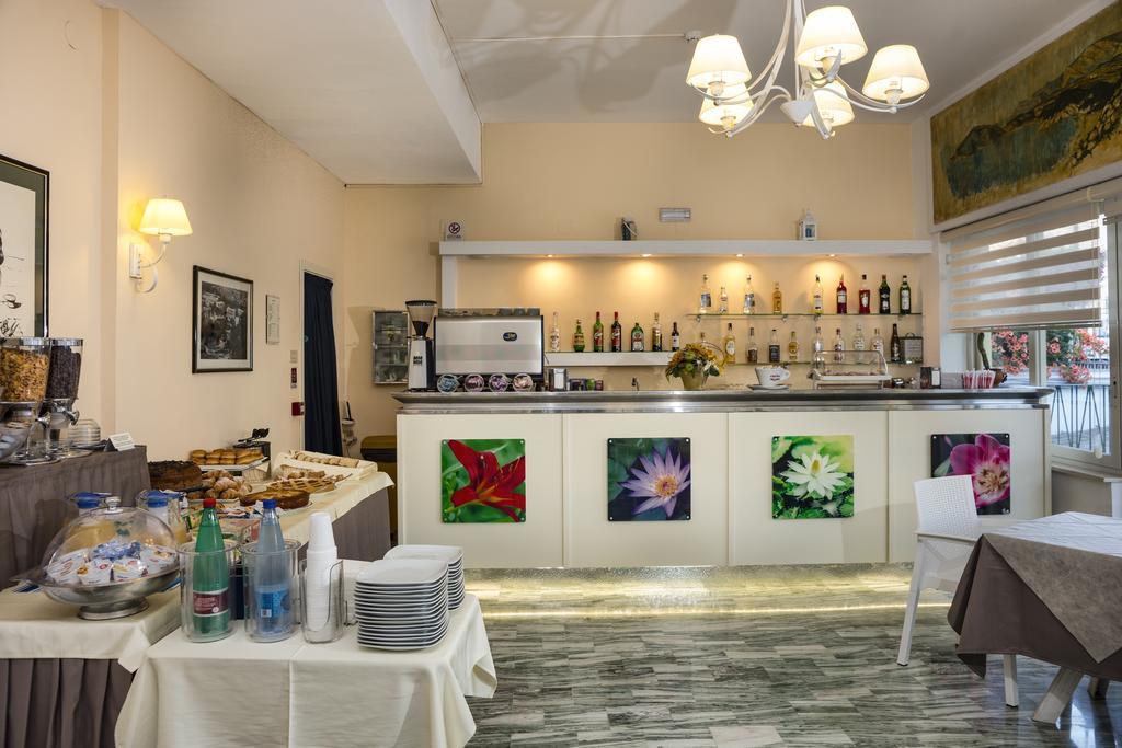 גאטה Hotel Viola מראה חיצוני תמונה