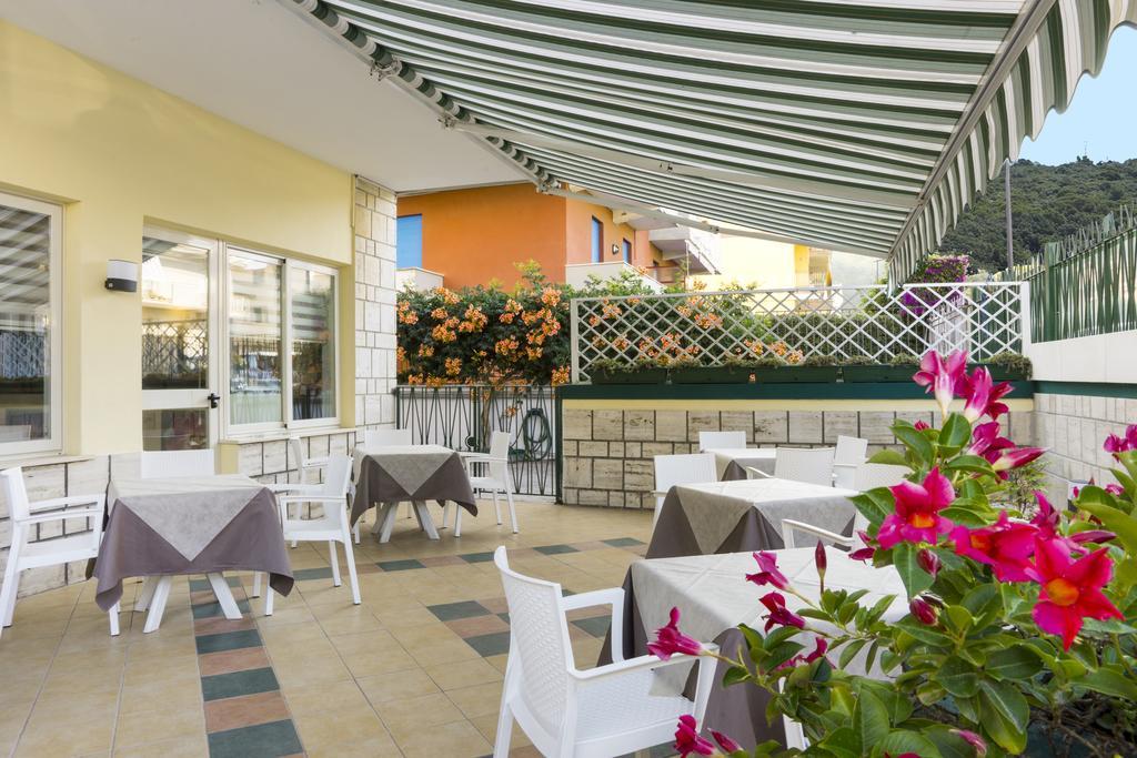 גאטה Hotel Viola מראה חיצוני תמונה